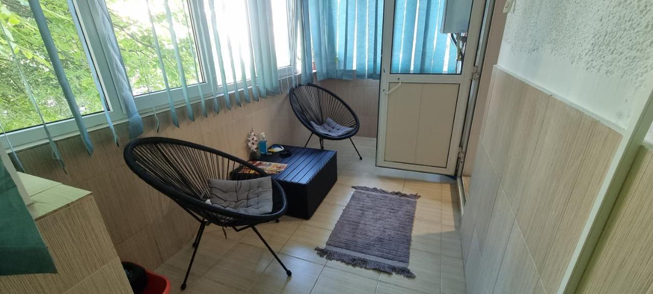Ilona Apartament 3 Camere Râmnicu Vâlcea Buitenkant foto
